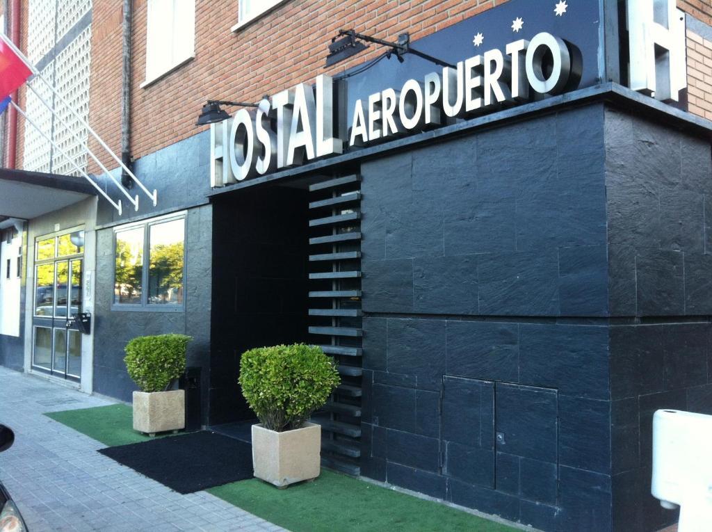 Hostal Aeropuerto มาดริด ภายนอก รูปภาพ